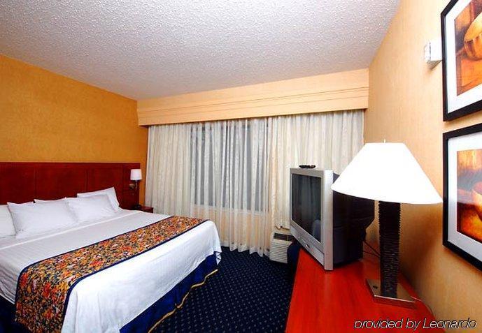 Courtyard By Marriott Knoxville Airport Alcoa Δωμάτιο φωτογραφία
