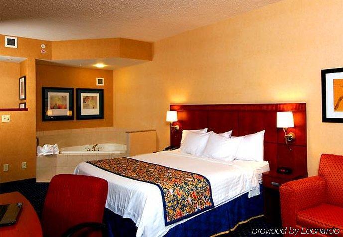 Courtyard By Marriott Knoxville Airport Alcoa Δωμάτιο φωτογραφία