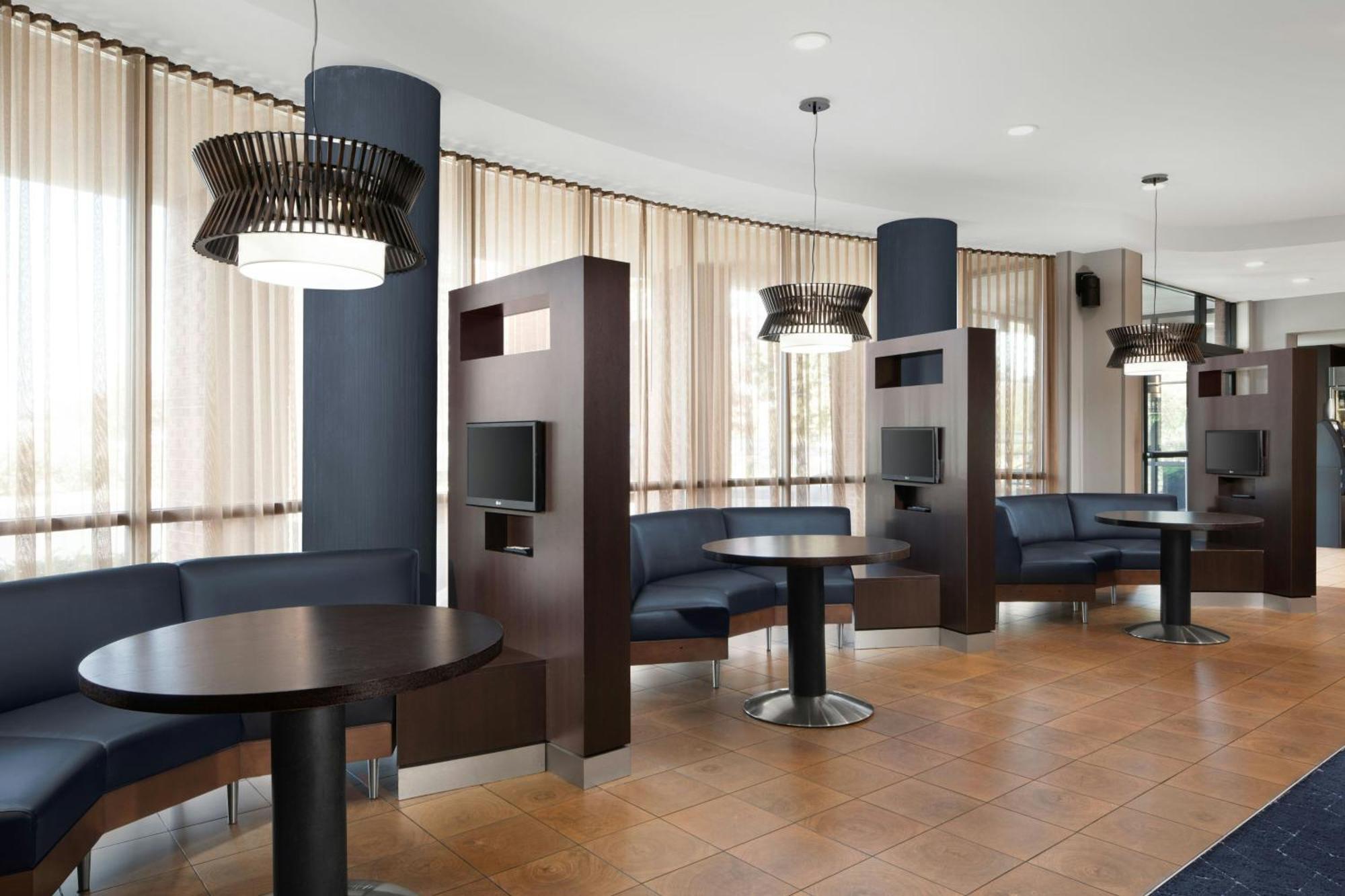 Courtyard By Marriott Knoxville Airport Alcoa Εξωτερικό φωτογραφία