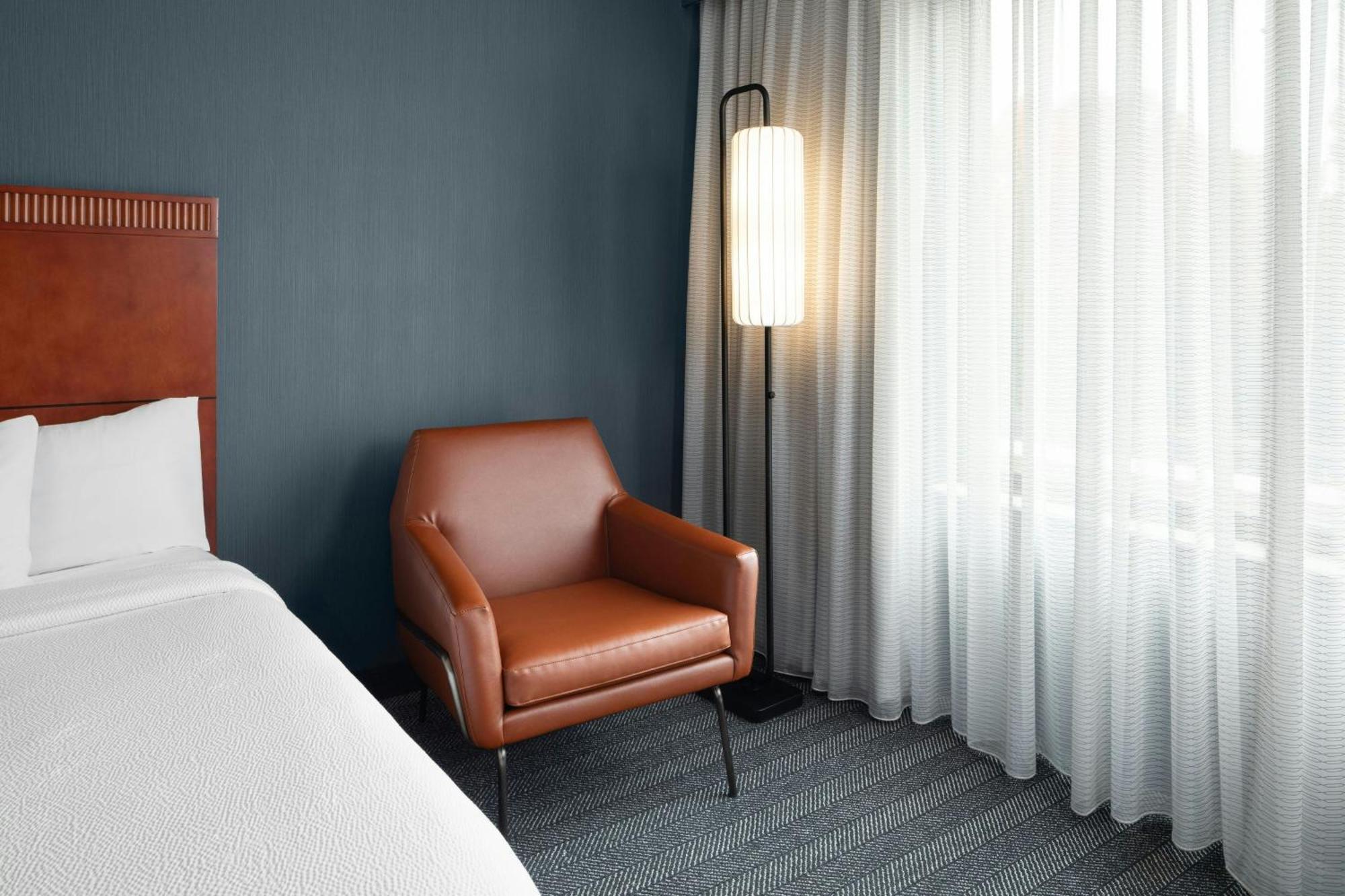 Courtyard By Marriott Knoxville Airport Alcoa Εξωτερικό φωτογραφία