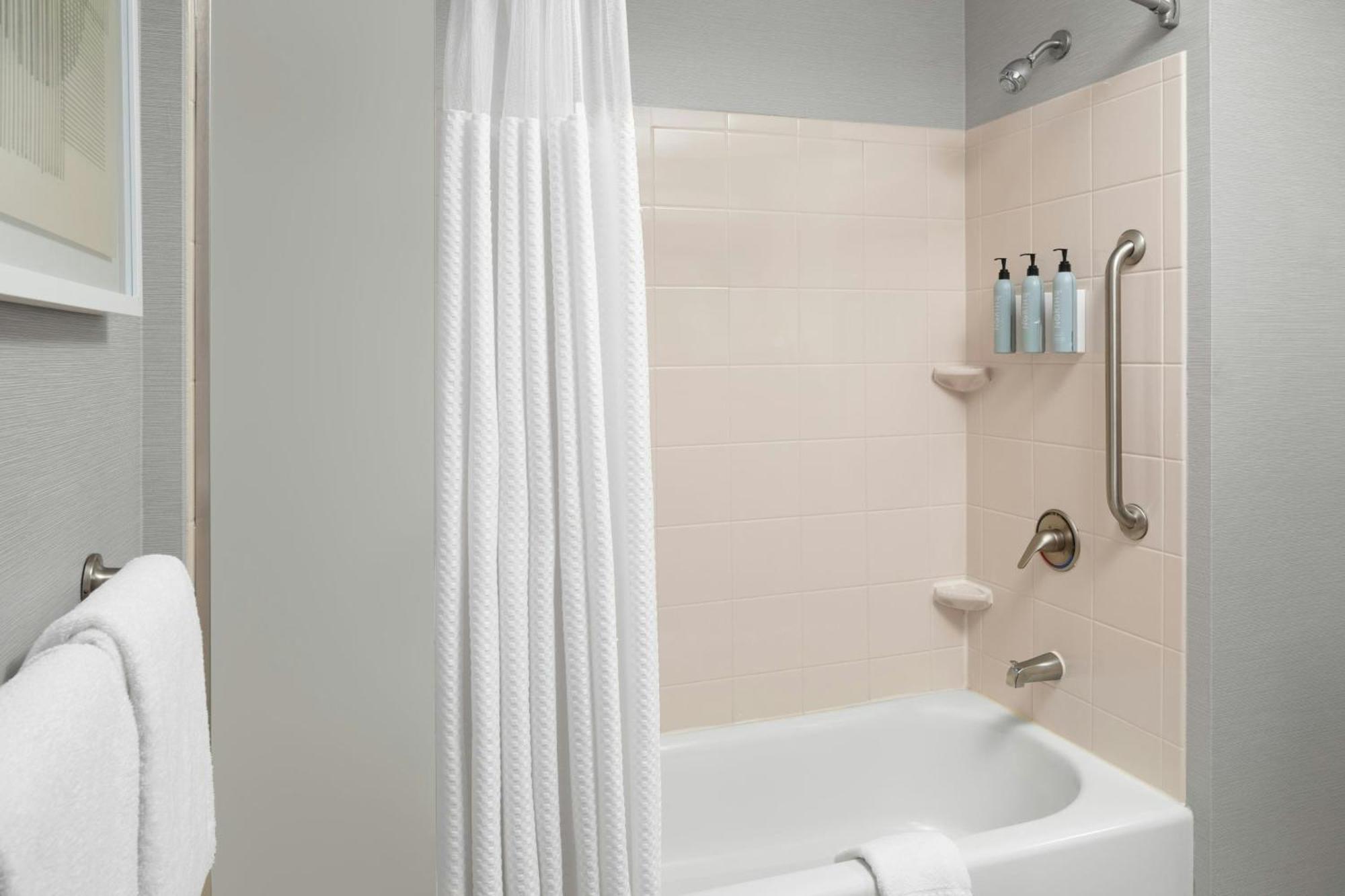 Courtyard By Marriott Knoxville Airport Alcoa Εξωτερικό φωτογραφία